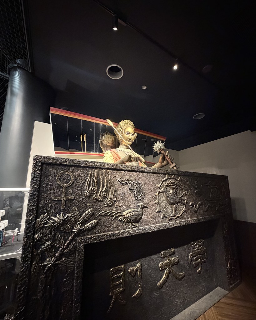 大阪市立科学館に展示されている学天則の復元。1928年に西村真琴が製作したアジア初のロボット